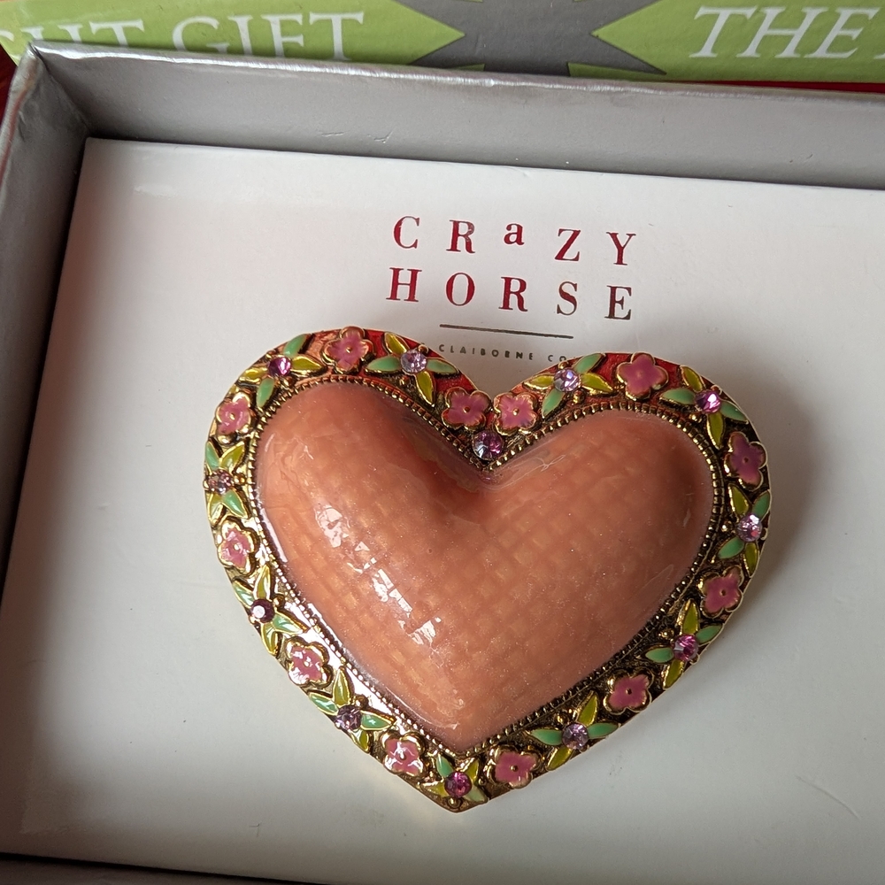Liz Claiborne "Crazy Horse" Heart Brooch - Pink And Gold Tone